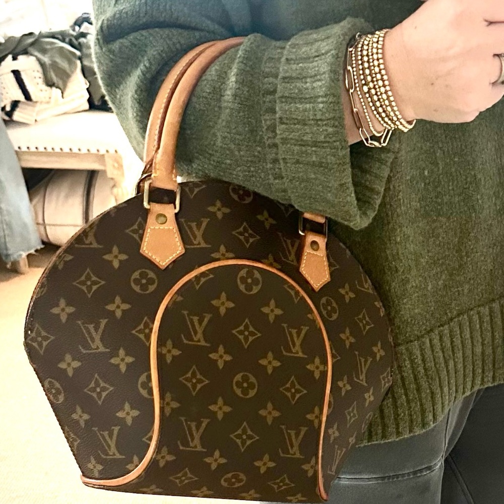 Louis Vuitton Ellipse PM